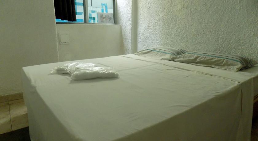 Art Rio Hostal *
