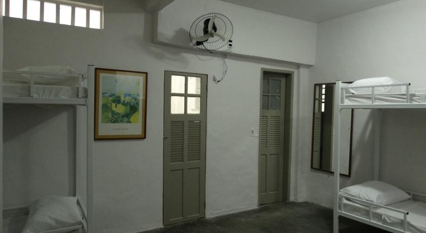 Art Rio Hostal *